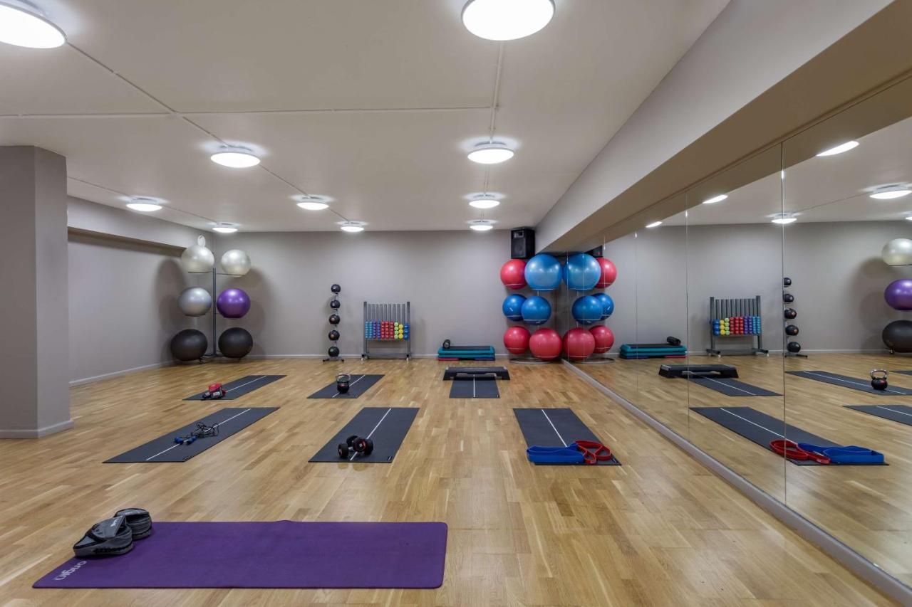 Hotel Radisson Blu London Stansted Airport 4*